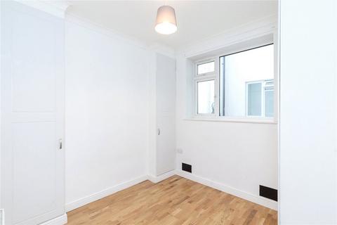 2 bedroom flat for sale, Wood Street, Walthamstow, London, E17