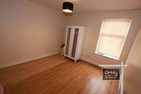 2 bedroom flat to rent, Portswood Road, SOUTHAMPTON SO17
