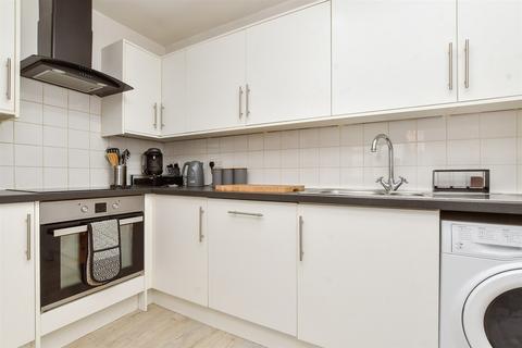 2 bedroom apartment for sale, Benhill Wood Road, Sutton, Surrey