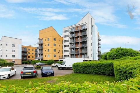 2 bedroom apartment to rent, MALTINGS CLOSE, BROMLEY-BY-BOW, LONDON, E3