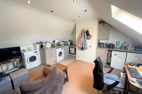 2 bedroom flat to rent, Cowper Road, Worthing, West Sussex