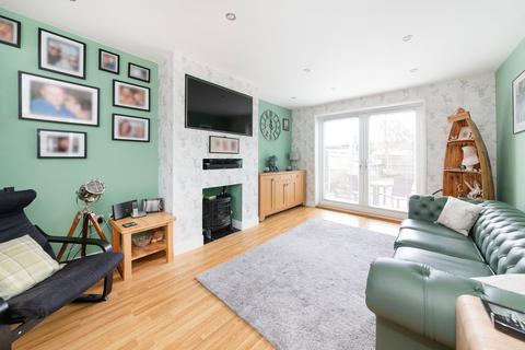 121 Saxton Road, Abingdon, OX14 5JB