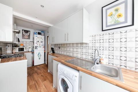 121 Saxton Road, Abingdon, OX14 5JB