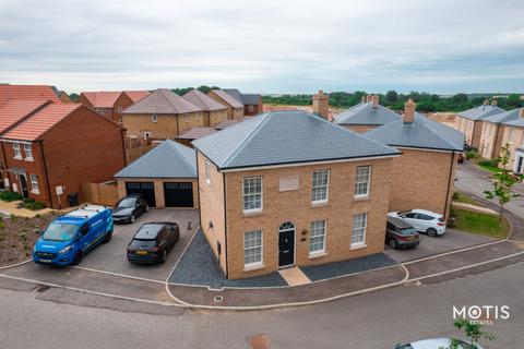 2 Gannet Grove, Whitfield, Dover, CT16 3GY