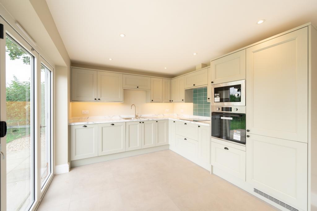 20240711135938 - 74 A07953-HDR - 3 Capel Hall Lane,
