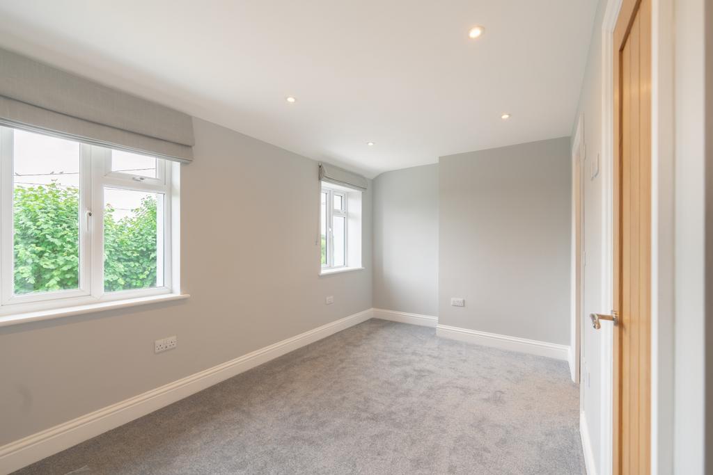 20240711140142 - 74 A07965-HDR - 3 Capel Hall Lane,