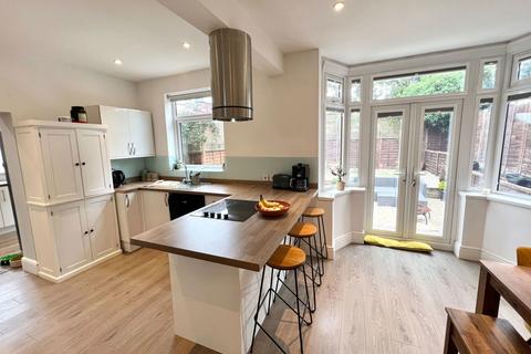 118 Brays Road, Sheldon, Birmingham, B26 1NS