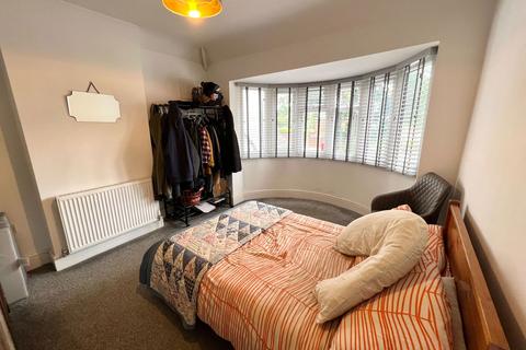 118 Brays Road, Sheldon, Birmingham, B26 1NS