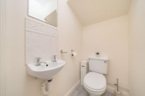 3 bedroom terraced house for sale, Sandleford Drive, Bedford