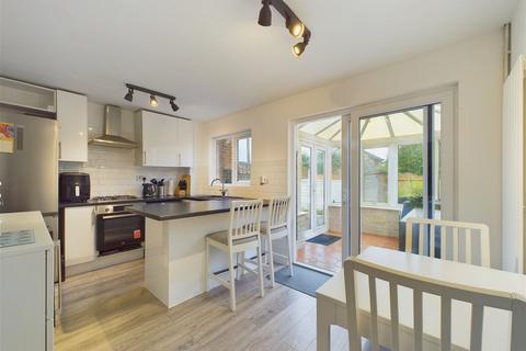 3 bedroom terraced house for sale, Charrington Way, Horsham RH12