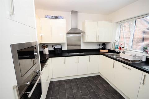 3 bedroom terraced house for sale, Old Durham Road, Gateshead