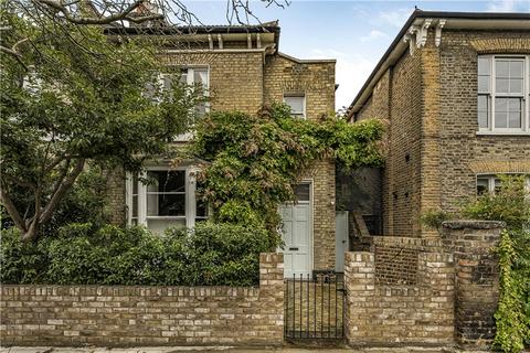 3 bedroom apartment for sale, Malvern Road, London, E8