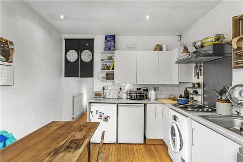 3 bedroom apartment for sale, Malvern Road, London, E8