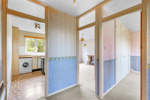Flat 5, Hazel Court Bond Road, Warlingham, CR6 9SD