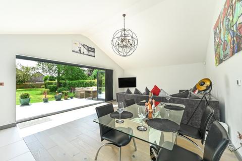4 bedroom bungalow for sale, Fairfield Green, Four Marks, Alton, Hampshire