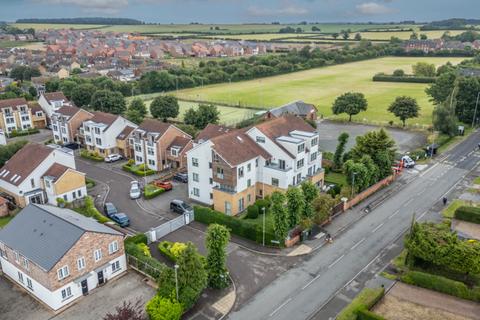 3 bedroom maisonette for sale, Oakfield Court, Oakfield, Radcliffe-On-Trent, Nottingham, Nottinghamshire, NG12