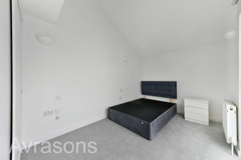 4 bedroom apartment to rent, OFFLEY ROAD, OVAL