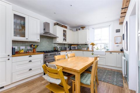 29 Collins Place, Edinburgh, EH3 5JD