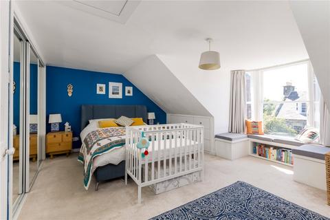 29 Collins Place, Edinburgh, EH3 5JD