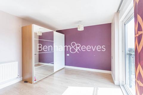 2 bedroom apartment to rent, Erebus Drive, Woolwich SE28