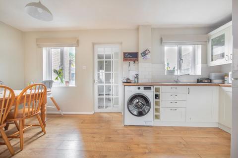 3 bedroom terraced house for sale, Weavers Close, Witney OX28