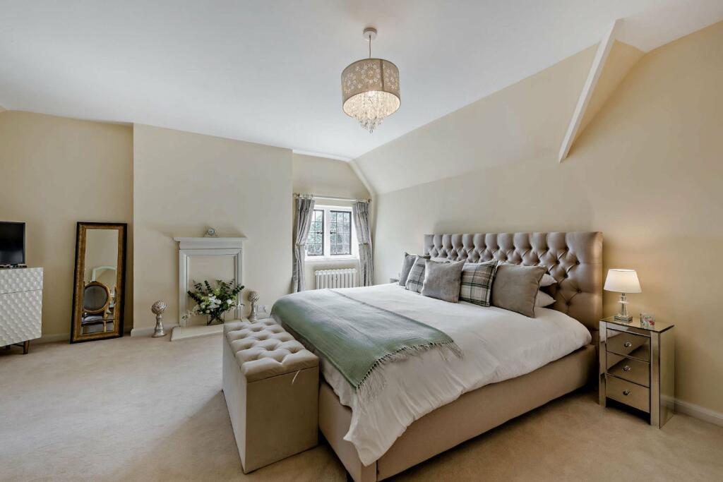 Bedroom.jpeg