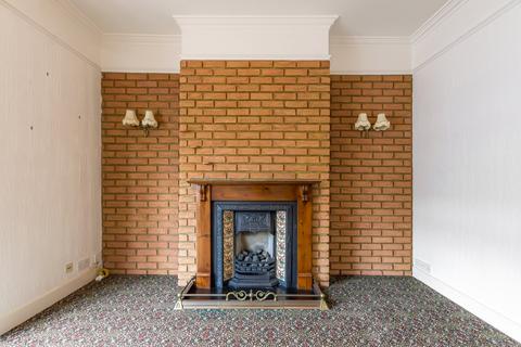 136 Silverleigh Road, Thornton Heath, CR7 6DS