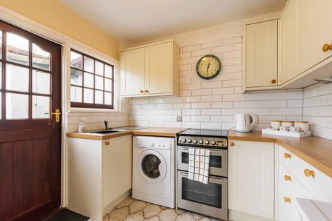 136 Silverleigh Road, Thornton Heath, CR7 6DS
