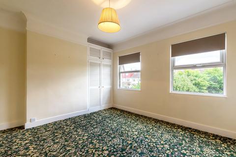 136 Silverleigh Road, Thornton Heath, CR7 6DS