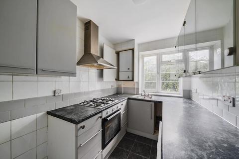 2 bedroom flat for sale, Beech Lawns,  Friern Park,  N12