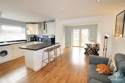 1 Pipit Close, Thatcham, RG19 3SB