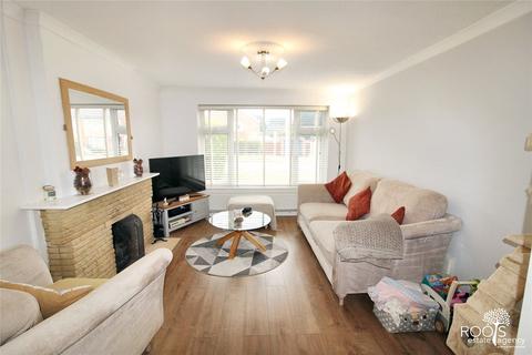 1 Pipit Close, Thatcham, RG19 3SB