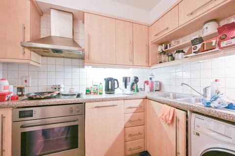 2 bedroom flat to rent, Chicheley Street, South Bank, London, SE1