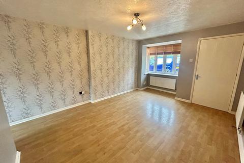 3 bedroom semi-detached house for sale, Headingley Close, Coalville, LE67