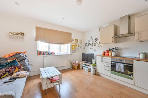 1 bedroom flat to rent, High Road, N22, Wood Green, London, N22