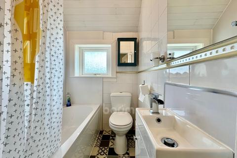 87 Dalry Road, Kilbirnie, KA25 6JB