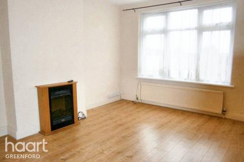 3 bedroom end of terrace house for sale, Northwood Gardens, Greenford