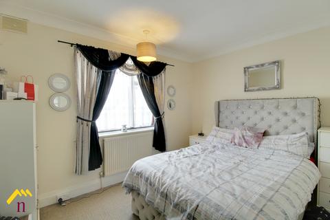 3 bedroom flat to rent, St Helens Road, Doncaster DN4