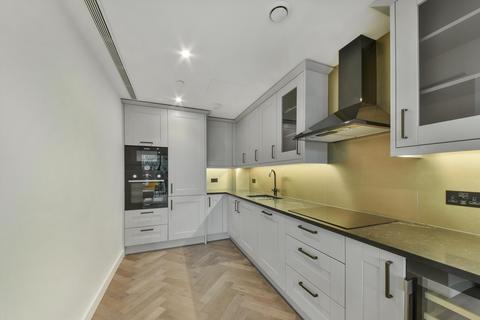 2 bedroom flat to rent, Merino Gardens, London, E1W.