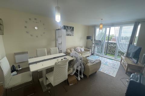 1 bedroom flat for sale, Westgate House, Isleworth, TW7