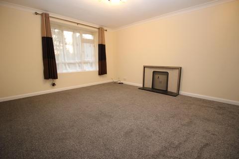 2 bedroom flat to rent, Amersham Hill, High Wycombe, HP13