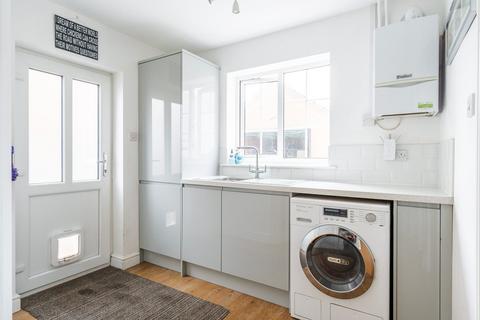 48 Armstrong Road, Norwich, NR7 9LJ
