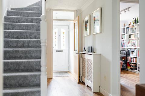 48 Armstrong Road, Norwich, NR7 9LJ
