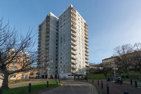 2 bedroom flat for sale, Newcastle Hill, Ramsgate, CT11