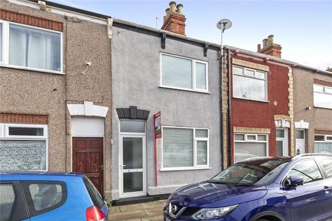 3 bedroom terraced house to rent, Weelsby Street, Grimsby, Lincolnshire, DN32