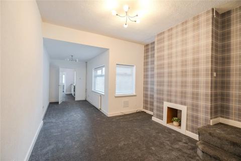 3 bedroom terraced house to rent, Weelsby Street, Grimsby, Lincolnshire, DN32