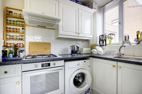 1 bedroom apartment for sale, Melisa Court, 21 Avenue Road, London, N6