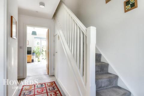 2 bedroom end of terrace house for sale, Kendal Road, Lowestoft