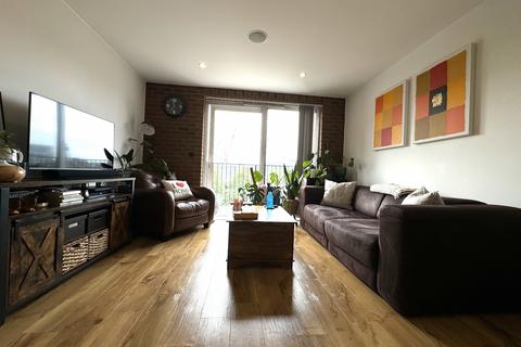 2 bedroom flat to rent, Warehouse Court, Major Draper Street, Woolwich, London SE18