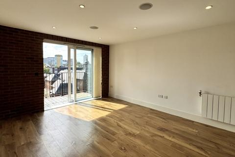 2 bedroom flat to rent, Warehouse Court, Major Draper Street, Woolwich, London SE18